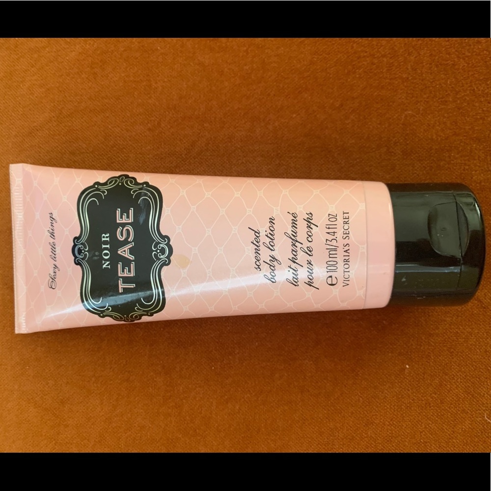 Noir Tease Body Lotion from Victoria’s Secret